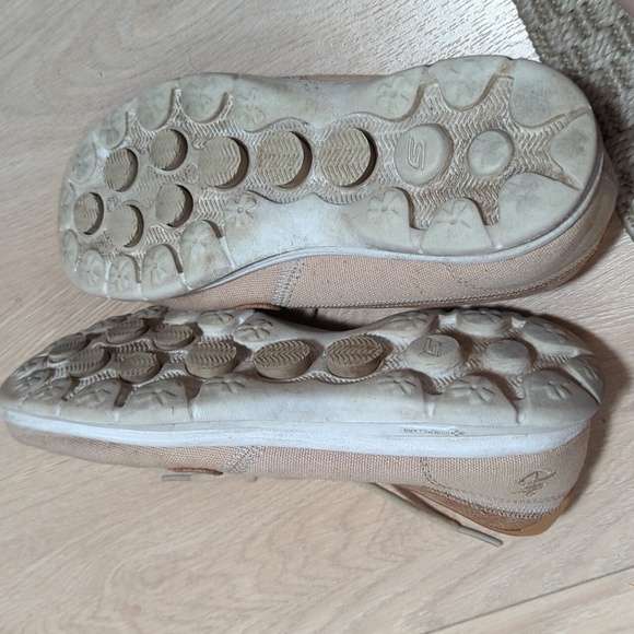 No longer wear them - Picture 2 of 4